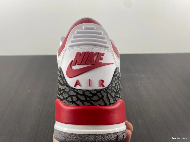 HYPE OG Air 3 Jordan DN3707-160 Fire Red 0814